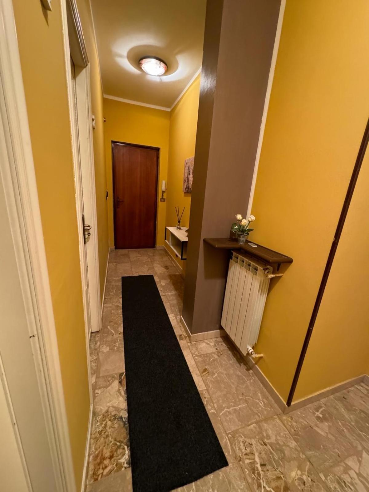 King'S House Apartment Roletto Екстериор снимка