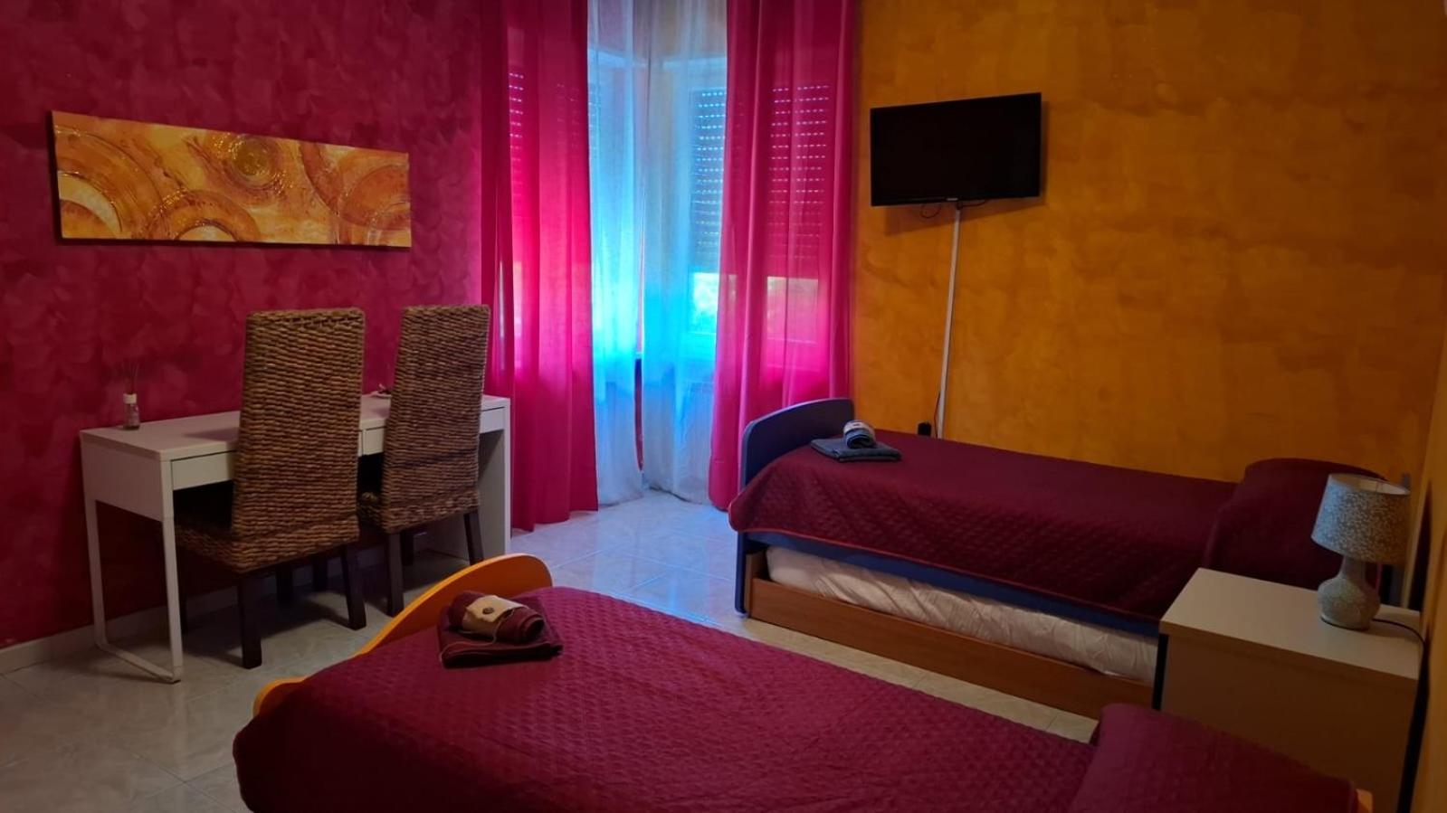 King'S House Apartment Roletto Екстериор снимка