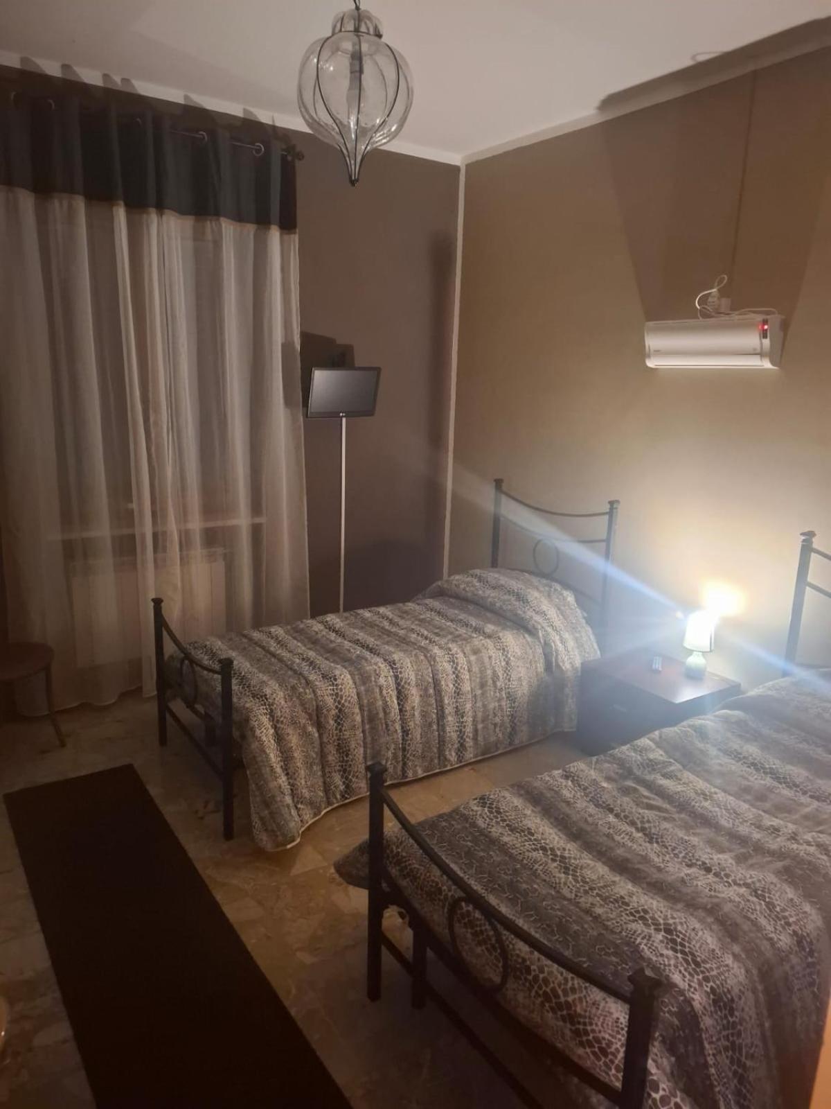 King'S House Apartment Roletto Екстериор снимка